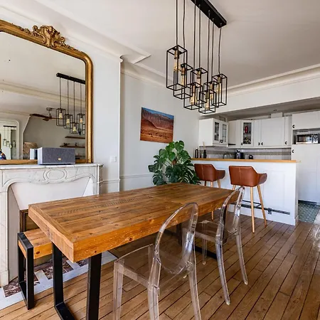Collette - Welkeys Apartman Párizs